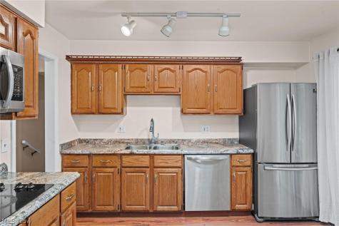 8435 Markwood Drive Mentor OH 44060