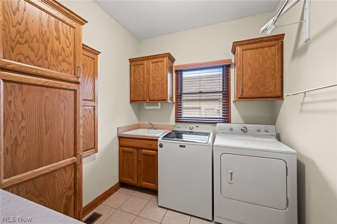 5180 Cheyney Lane Brunswick Hills OH 44212