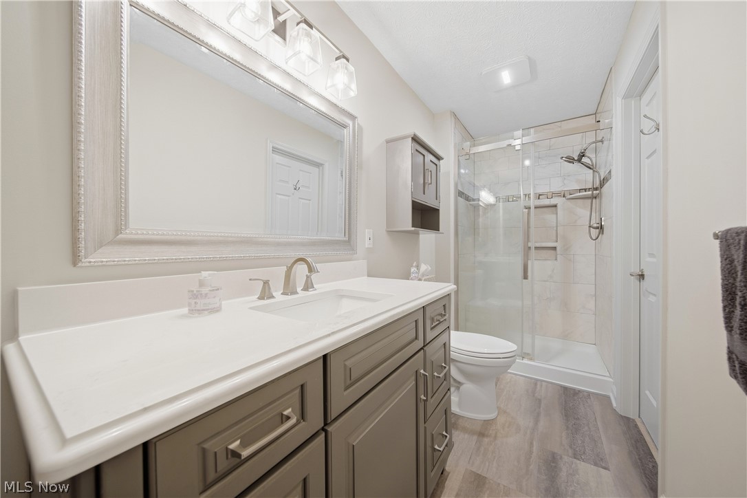 4727 Greenbriar Square NE Canton OH 44714