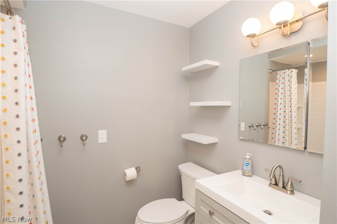 903 Glenwood Street SW North Canton OH 44720