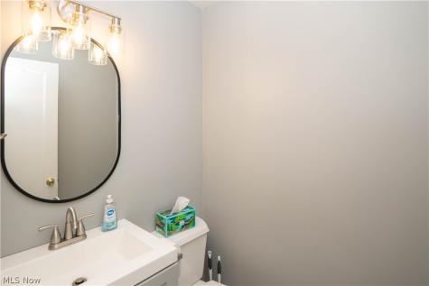 903 Glenwood Street SW North Canton OH 44720