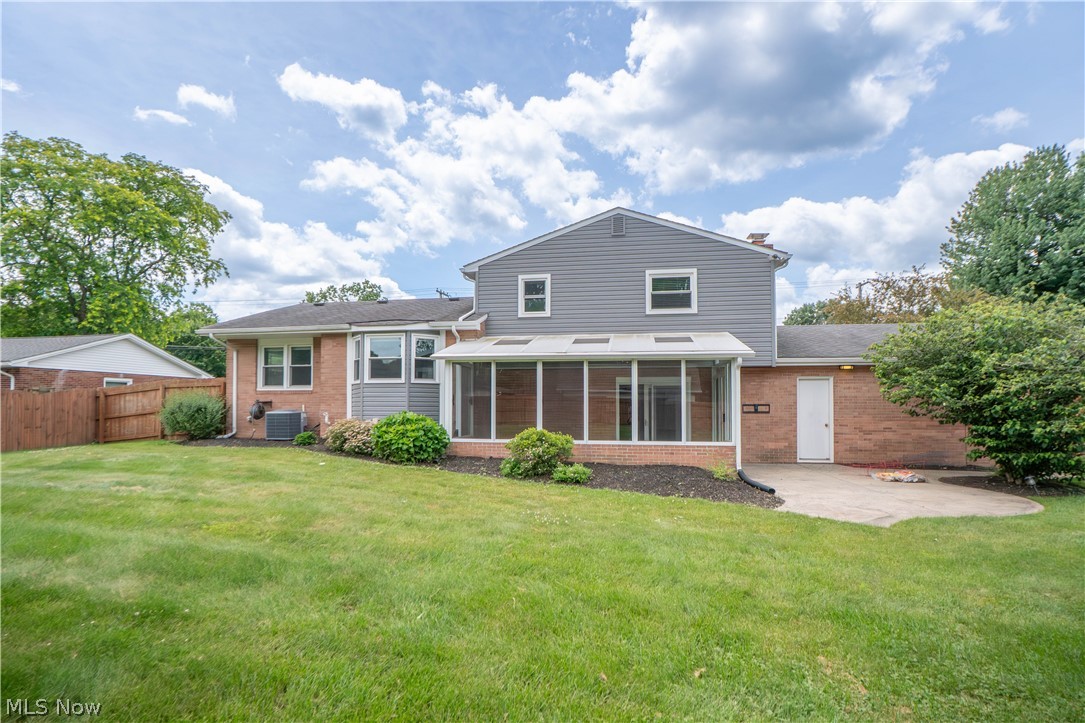 903 Glenwood Street SW North Canton OH 44720