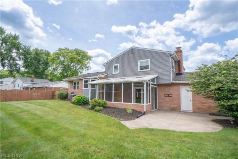 903 Glenwood Street SW North Canton OH 44720
