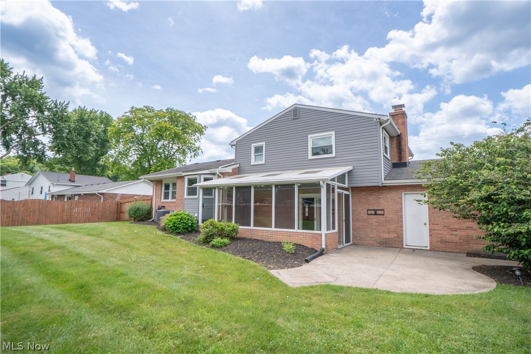 903 Glenwood Street SW North Canton OH 44720