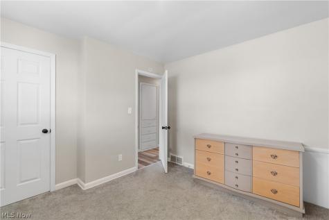 632 Alpha Avenue Akron OH 44312