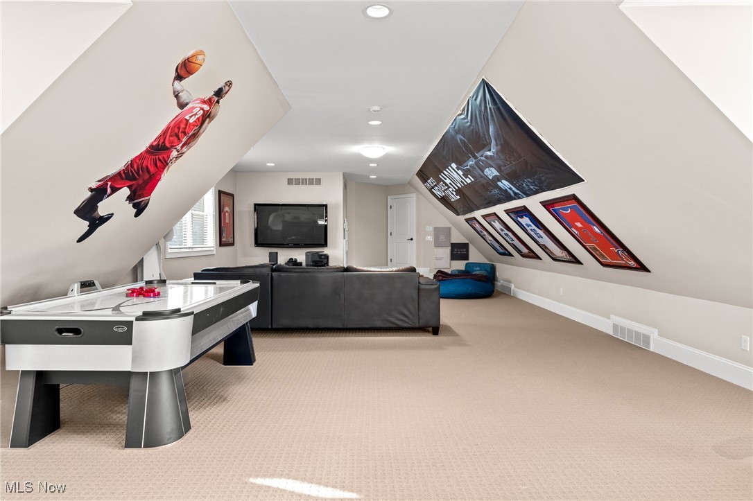 15675 Cothelstone Lane Chagrin Falls OH 44022