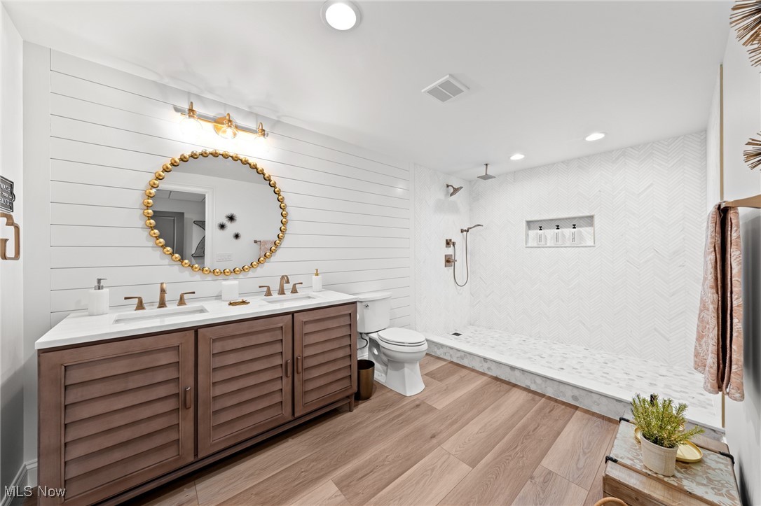 15675 Cothelstone Lane Chagrin Falls OH 44022