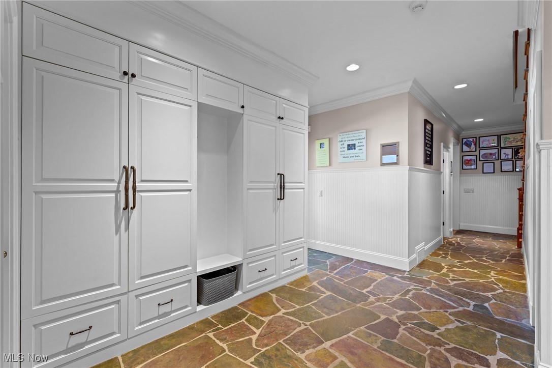 15675 Cothelstone Lane Chagrin Falls OH 44022