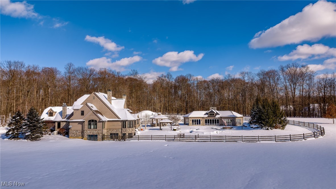 15675 Cothelstone Lane Chagrin Falls OH 44022