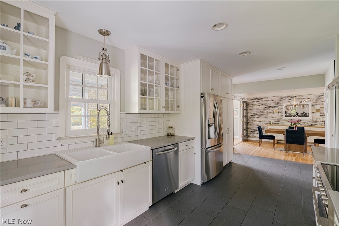 35 Murwood Drive Moreland Hills OH 44022