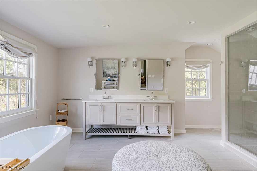 35 Murwood Drive Moreland Hills OH 44022