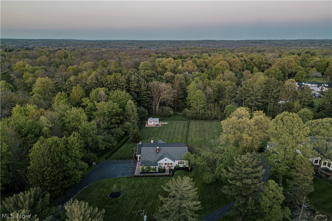 35 Murwood Drive Moreland Hills OH 44022