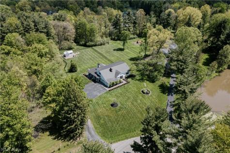 35 Murwood Drive Moreland Hills OH 44022