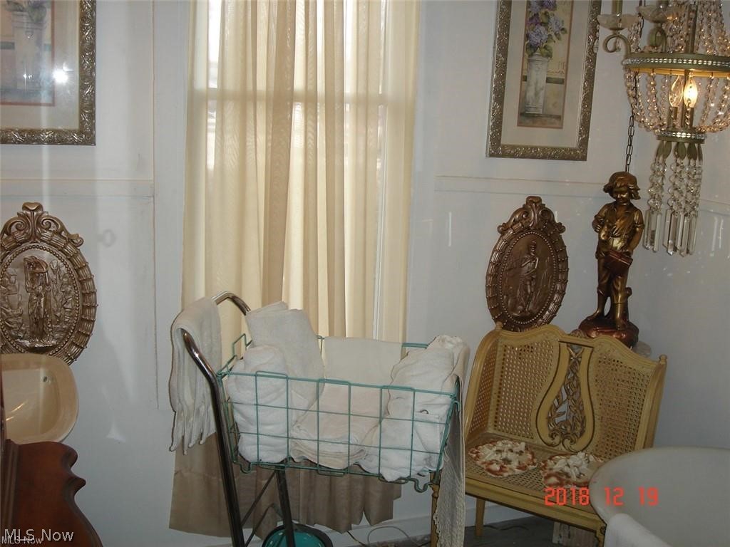 223 S Main Street Columbiana OH 44408