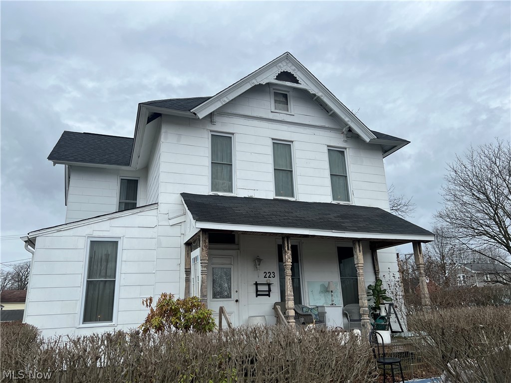 223 S Main Street Columbiana OH 44408