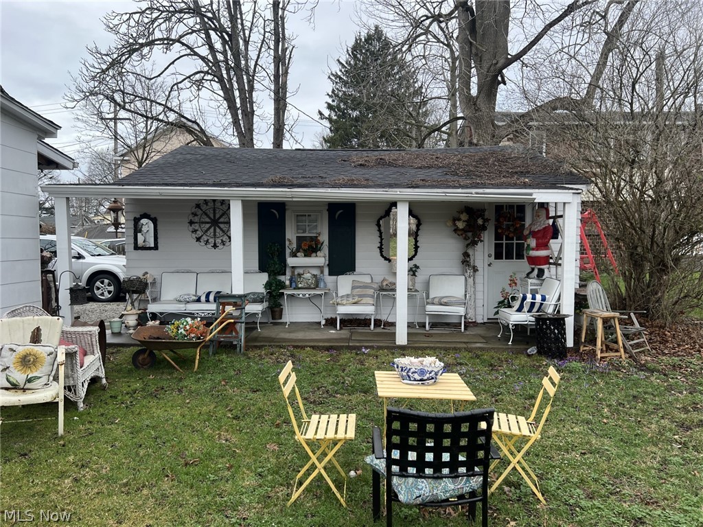 223 S Main Street Columbiana OH 44408