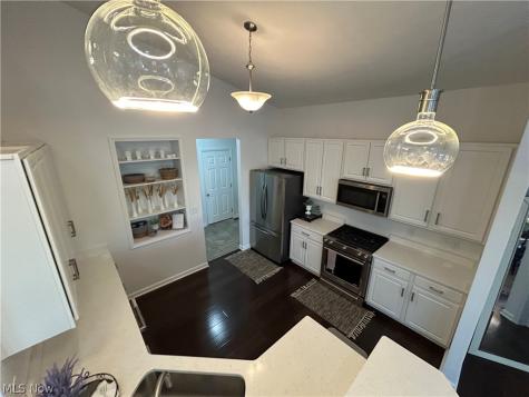 6637 High Perch Drive North Ridgeville OH 44039