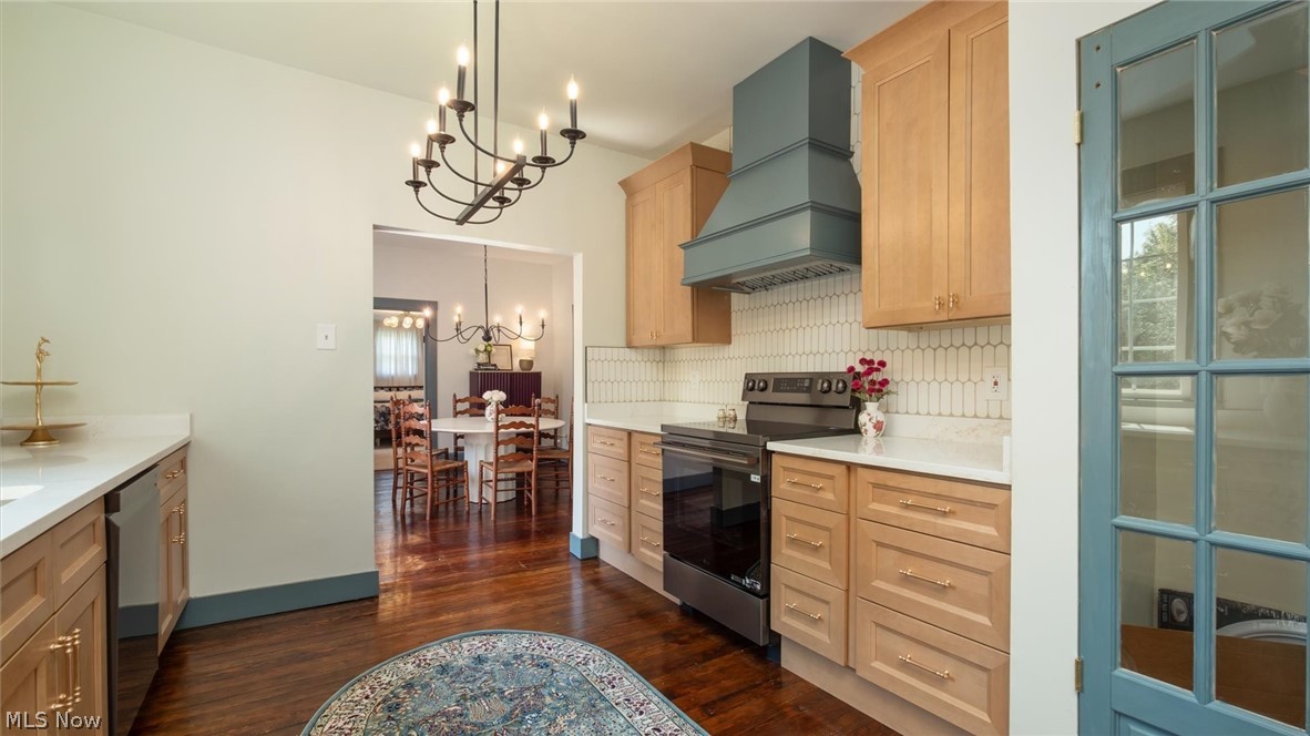 818 Highland Avenue Cambridge OH 43725
