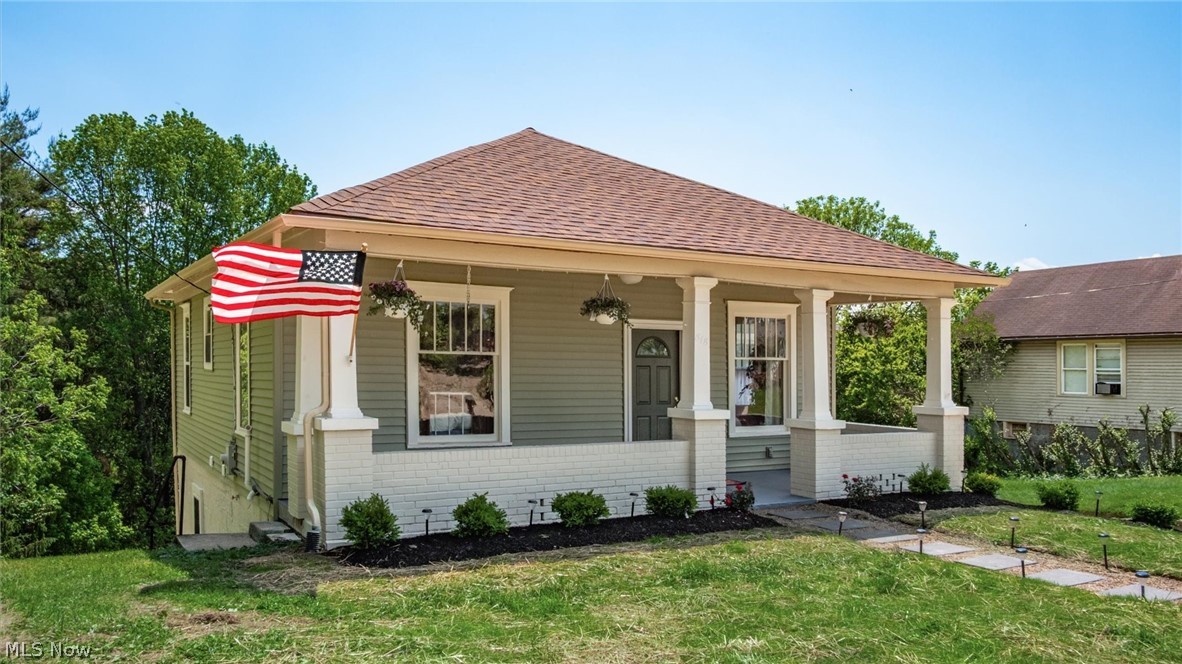 818 Highland Avenue Cambridge OH 43725