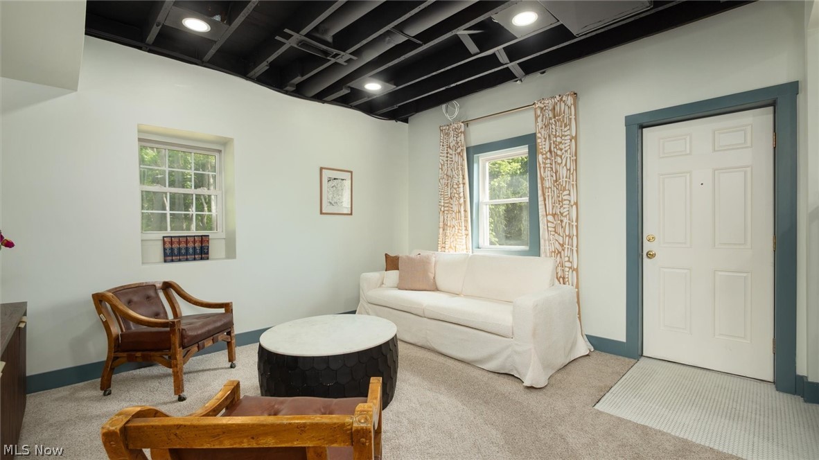 818 Highland Avenue Cambridge OH 43725