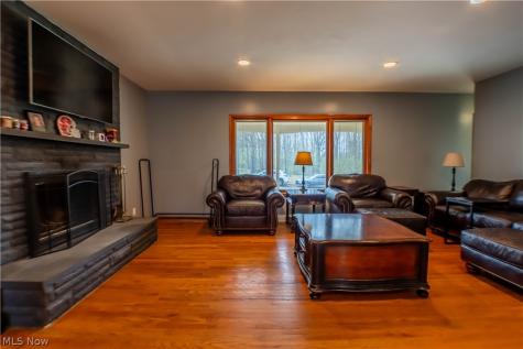 887 Delaware Avenue Akron OH 44303