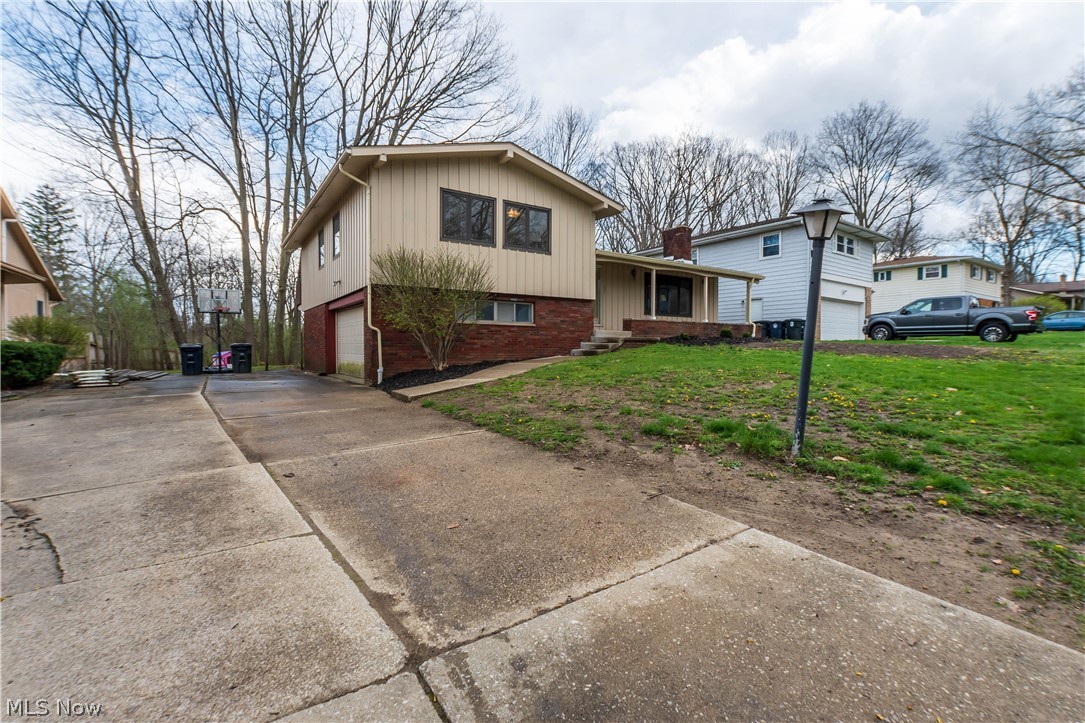 887 Delaware Avenue Akron OH 44303