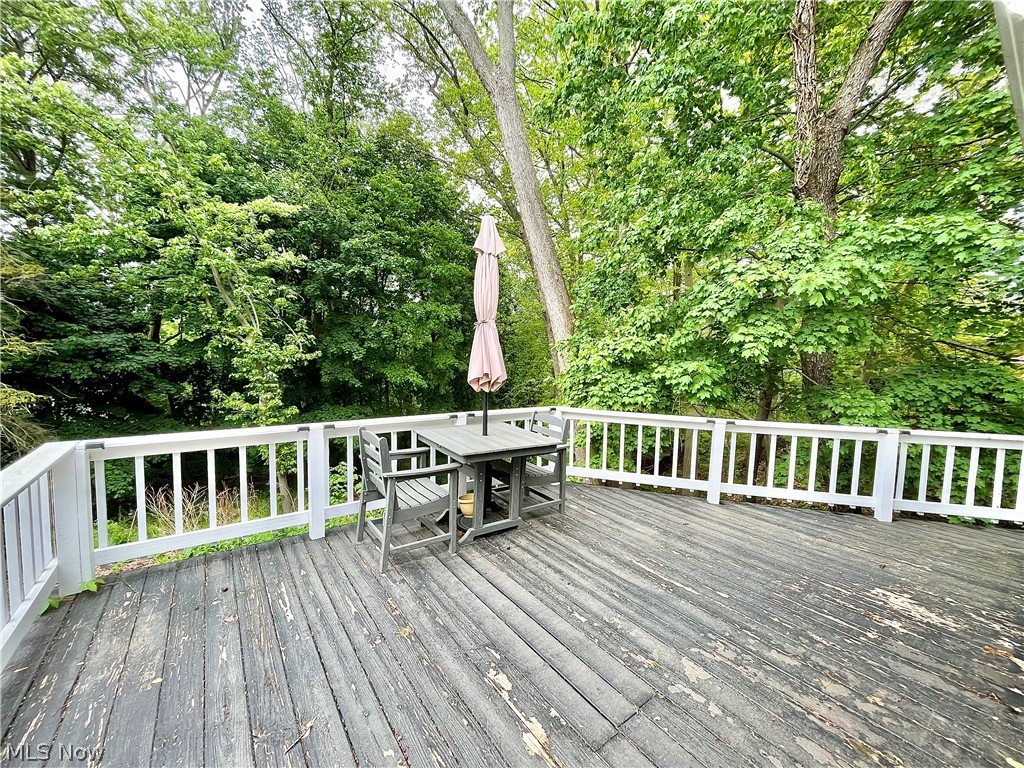 114 Grandview Avenue Conneaut OH 44030