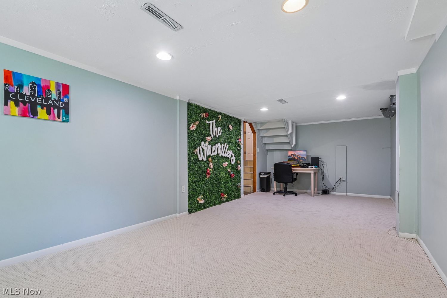 28014 Lincoln Road Bay Village OH 44140