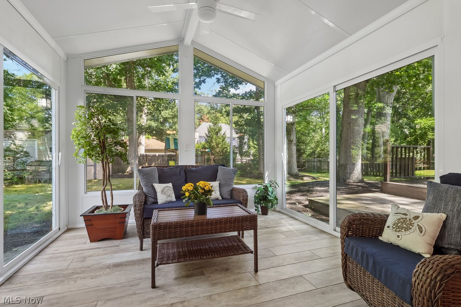 28014 Lincoln Road Bay Village OH 44140