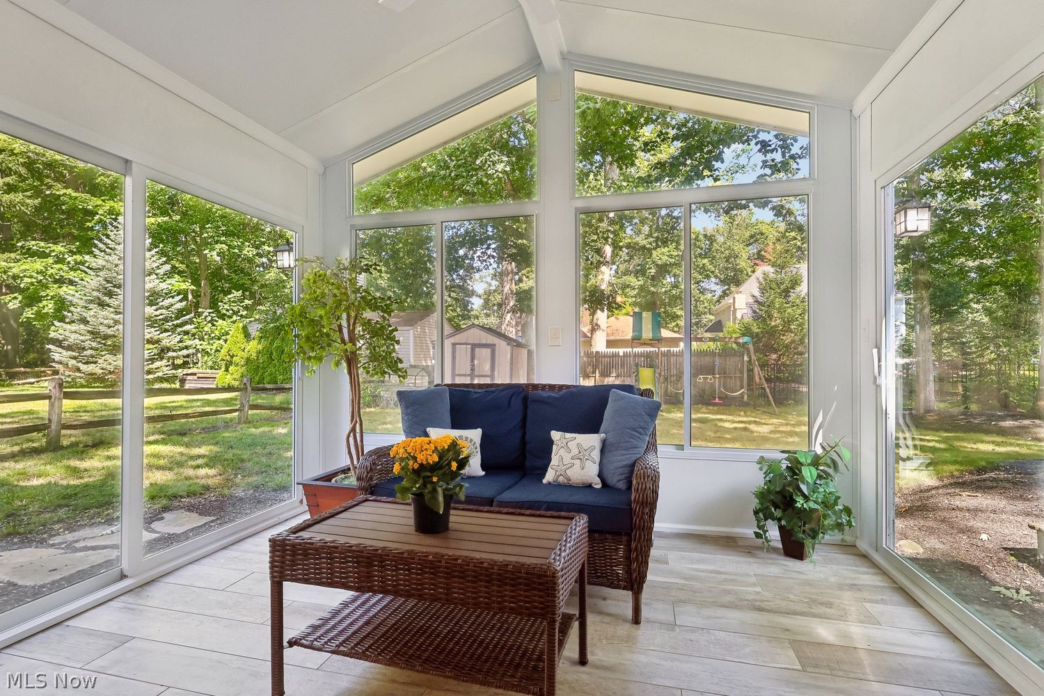 28014 Lincoln Road Bay Village OH 44140