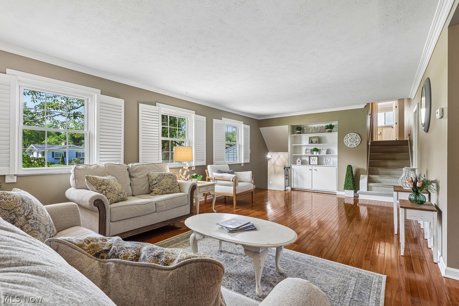 28014 Lincoln Road Bay Village OH 44140