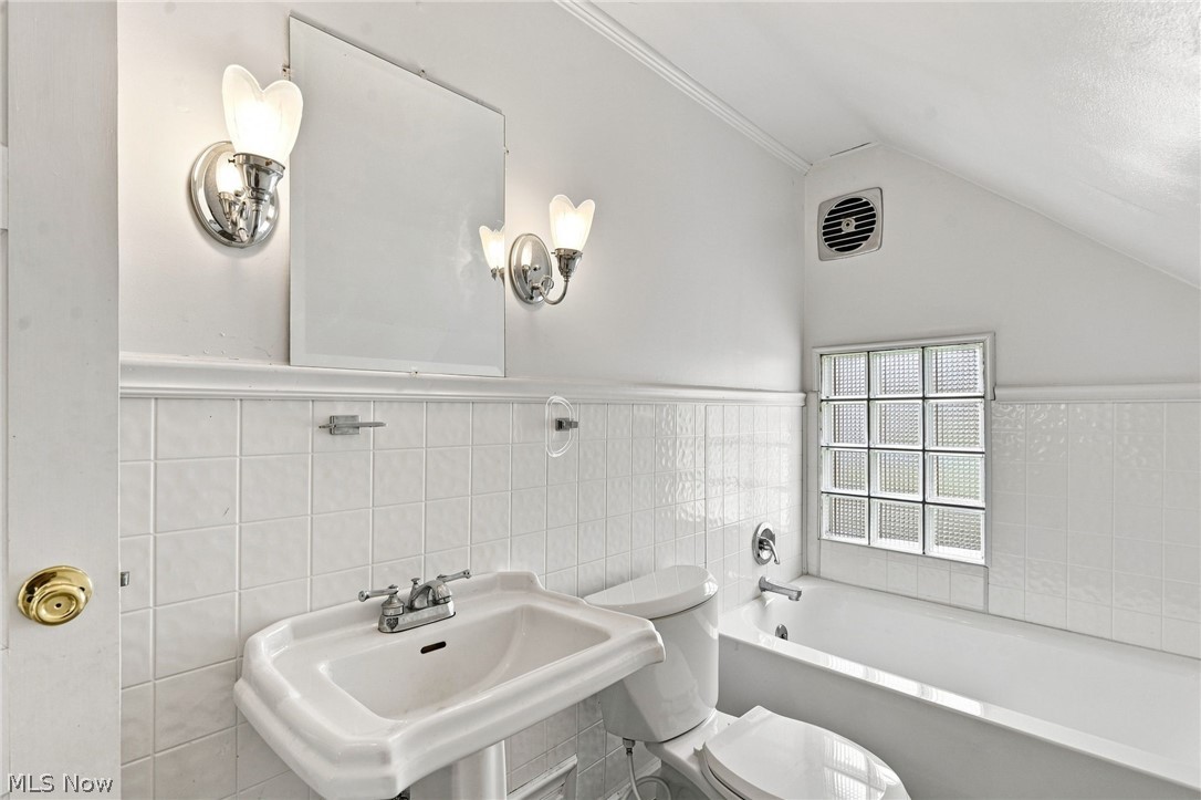 84 Morris Drive Mcconnelsville OH 43756