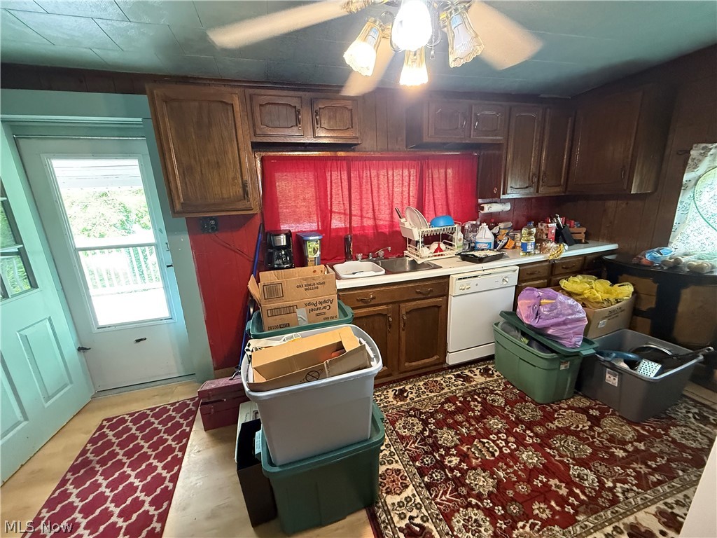 109 Ideal Road Lore City OH 43755
