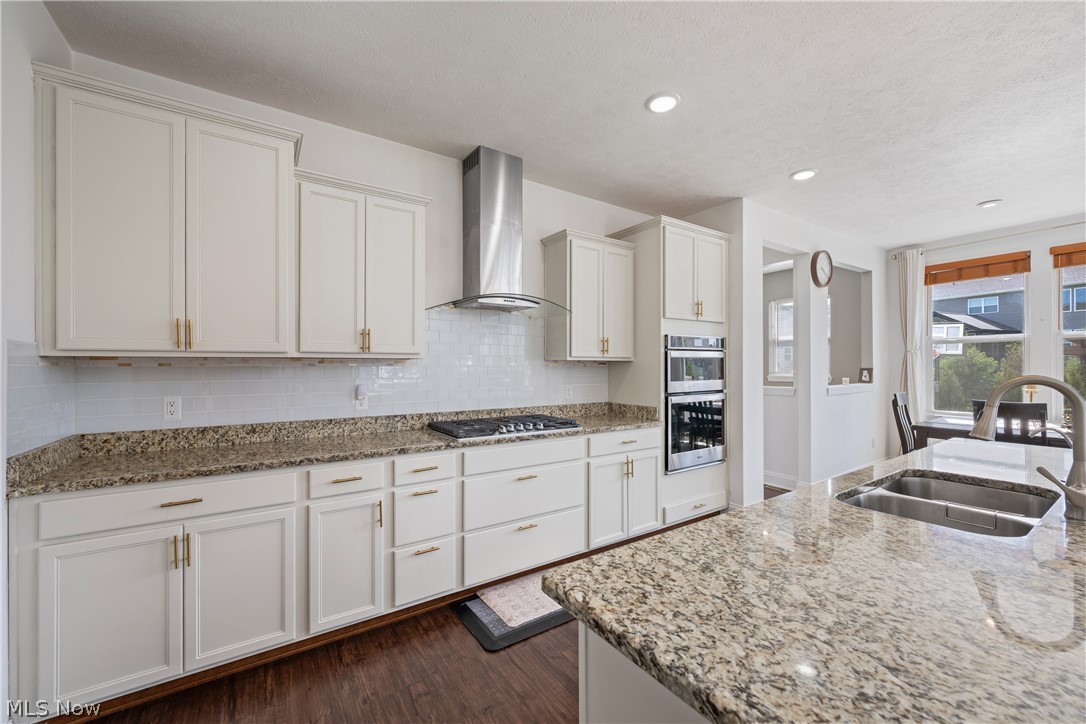 172 Harvester Drive Copley OH 44321