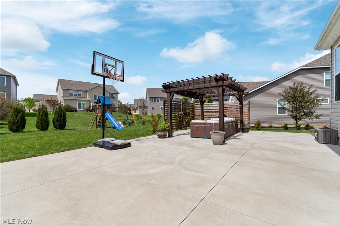 172 Harvester Drive Copley OH 44321