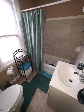 14013 Milverton Road Cleveland OH 44120