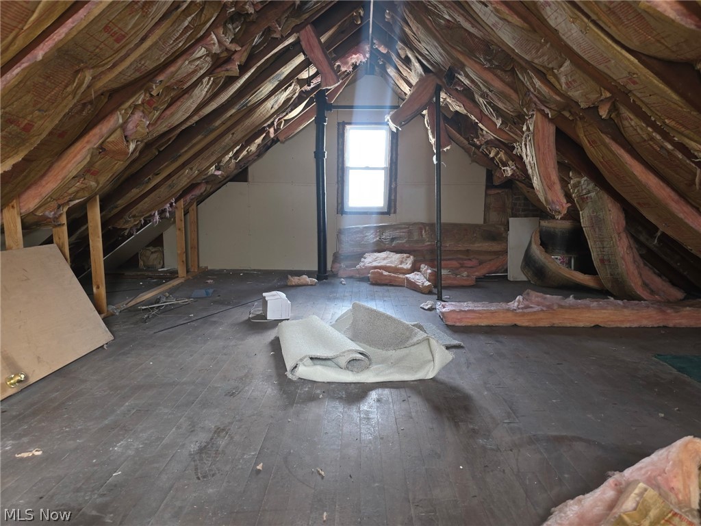 14013 Milverton Road Cleveland OH 44120