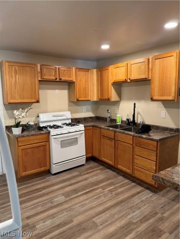 9518 Benham Avenue Cleveland OH 44105