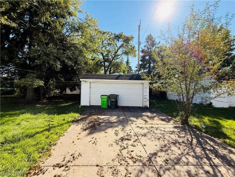 10812 Park Heights Avenue Garfield Heights OH 44125