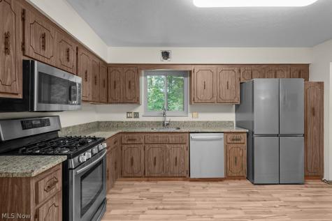 7210 Cottesmore Lane Solon OH 44139