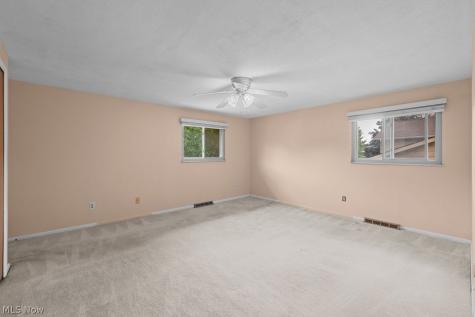 7210 Cottesmore Lane Solon OH 44139