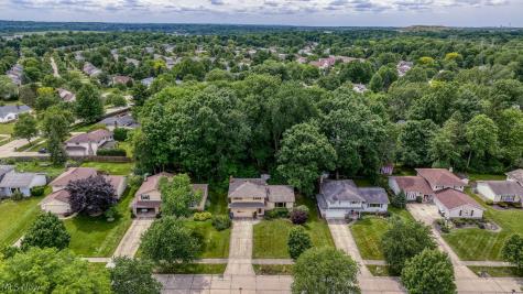 7210 Cottesmore Lane Solon OH 44139