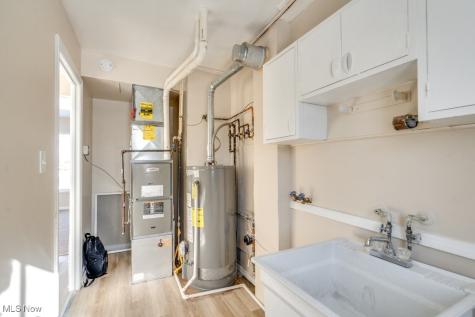 3805 Archmere Avenue Cleveland OH 44109