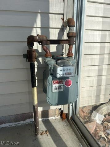 3805 Archmere Avenue Cleveland OH 44109