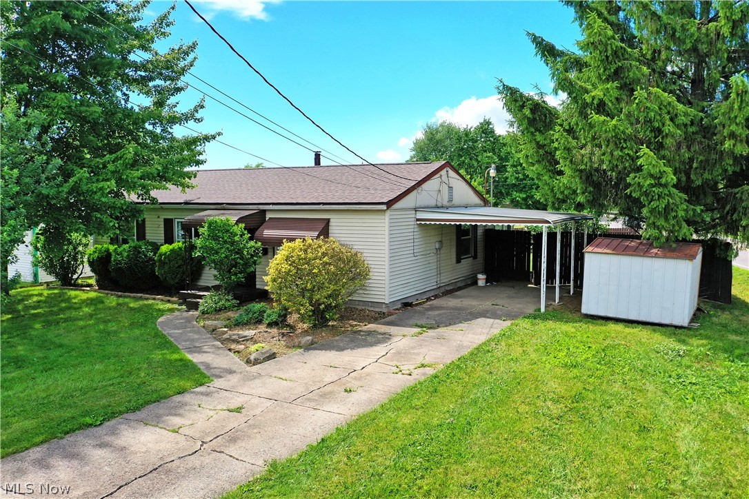 2521 Beech Street Girard OH 44420