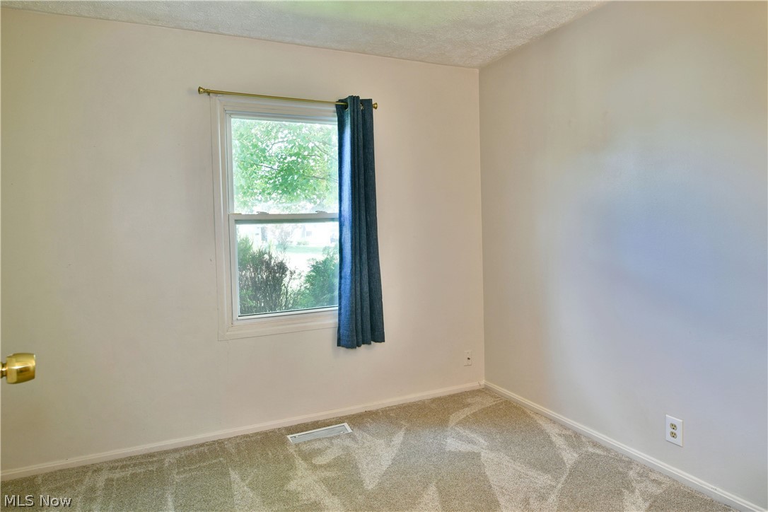 2521 Beech Street Girard OH 44420