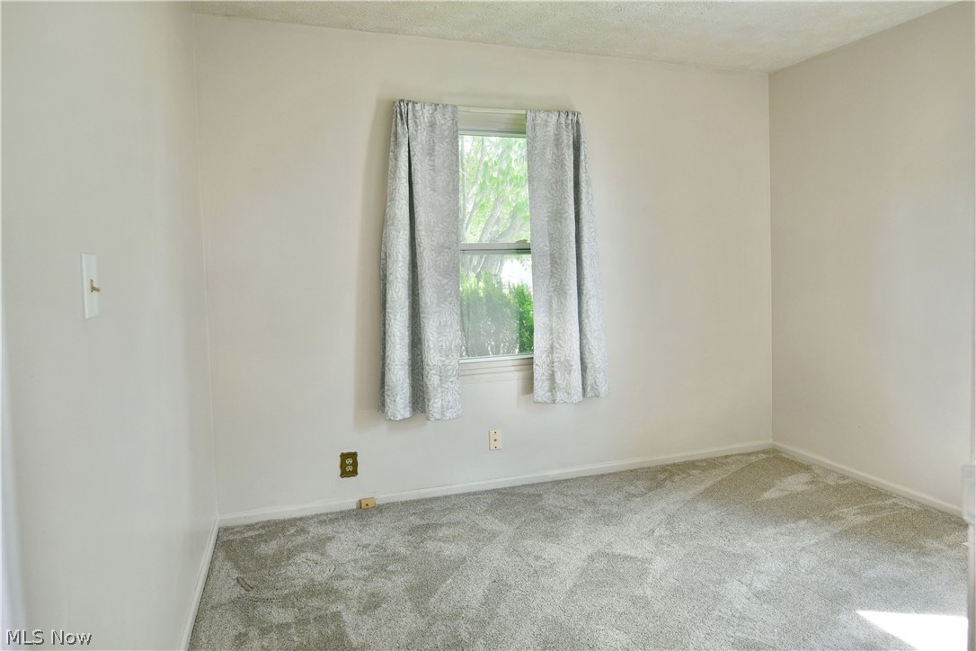 2521 Beech Street Girard OH 44420