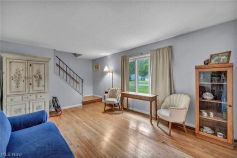 227 Fairfield Road Avon Lake OH 44012