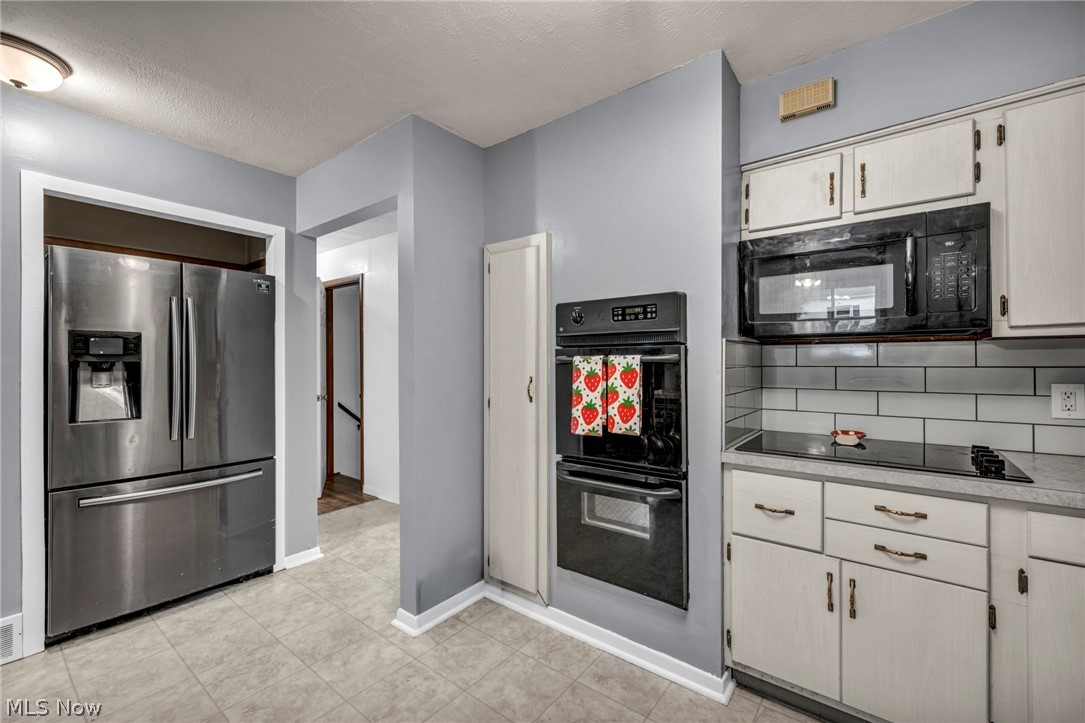 227 Fairfield Road Avon Lake OH 44012