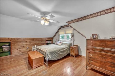 227 Fairfield Road Avon Lake OH 44012